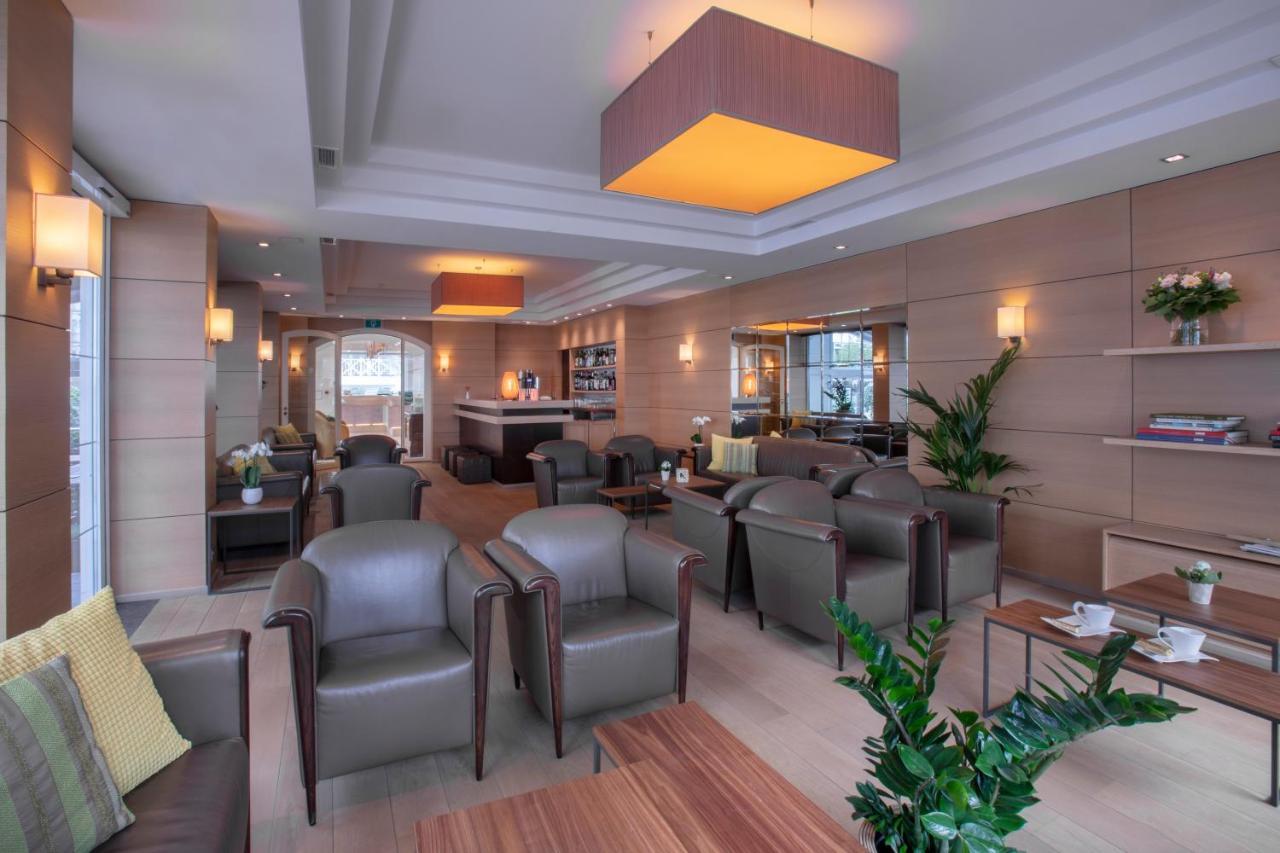 Hotel Atlanta Knokke Bagian luar foto